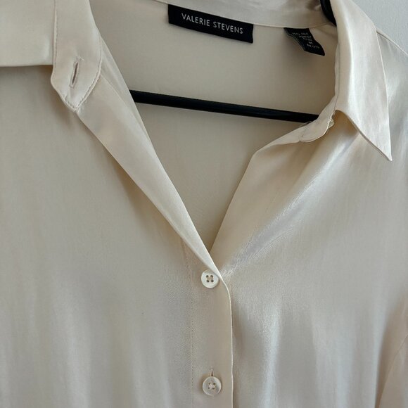 Vintage Valerie Stevens Long Sleeve Silk Blouse - Picture 2 of 4